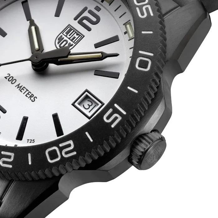 LUMONDI INC Watches Pacific Diver Ripple Dive Watch 39 mm