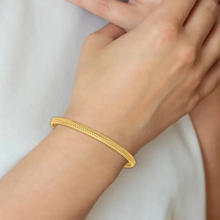 PreStyled Sets 14k Yellow Gold Polished Textured Flexible Bangle Goldia