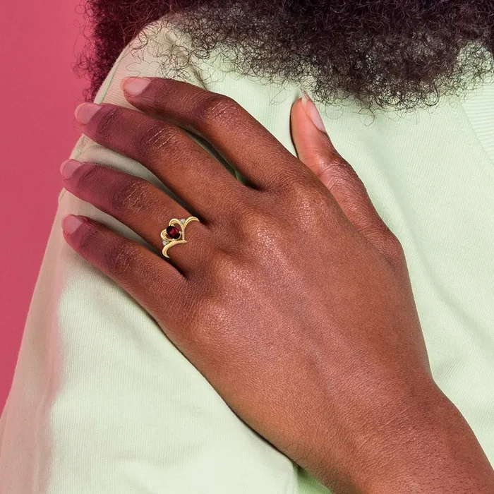 Rings Goldiacom 14K Yellow Gold Garnet and Real Diamond Heart Ring