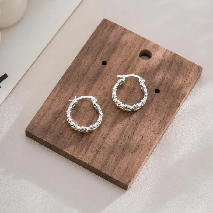 Trendolla Jewelry Earrings 925 Silver Daisy Geometric Huggie Earring