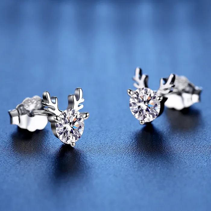 Trendolla Jewelry Earrings One Deer for You Moissanite Stud Earrings