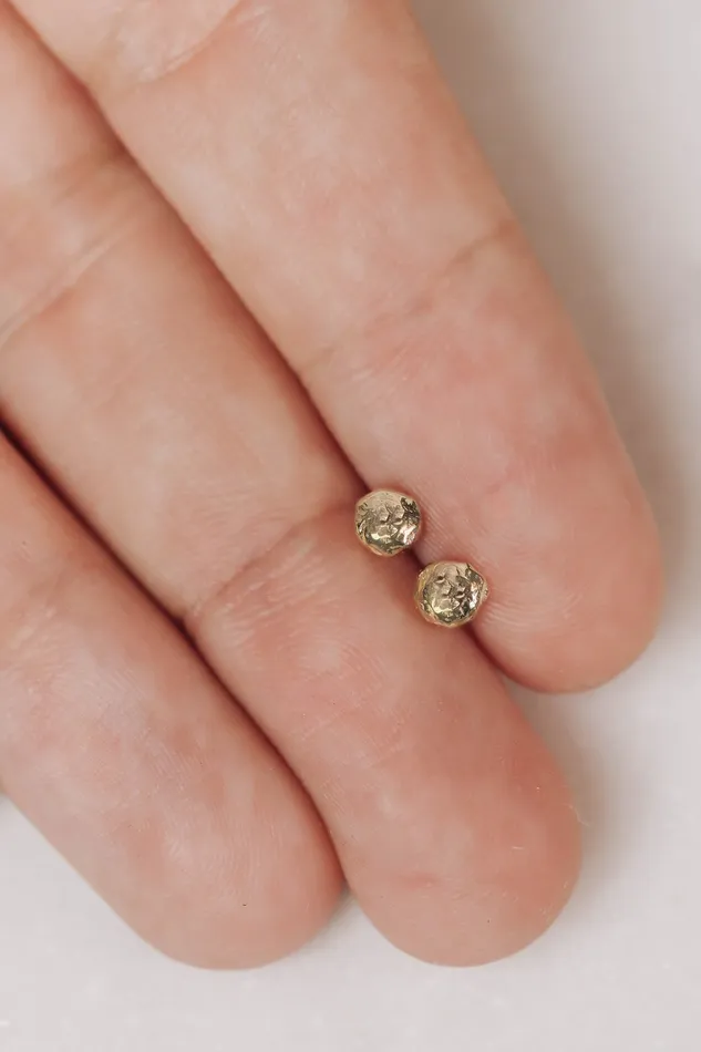 Lacee Alexandra Jewelry Earrings Solid Gold Pebble Stud Earrings