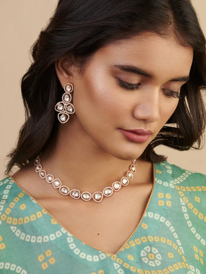 Necklaces Curio Cottage Meira A String of Kundan Necklace Set