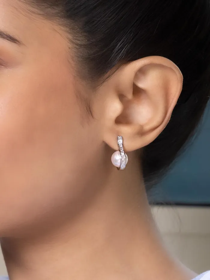 Pearl Struck Stud Earrings Curio Cottage Earrings Pearl Struck Stud Earrings Curio Cottage Earrings