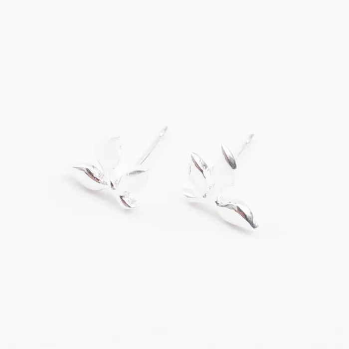 Tashi Rings Silver Three Leaf Studs
